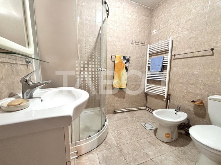 Casă individuală cu 4 camere cu Canalizare în Someșeni