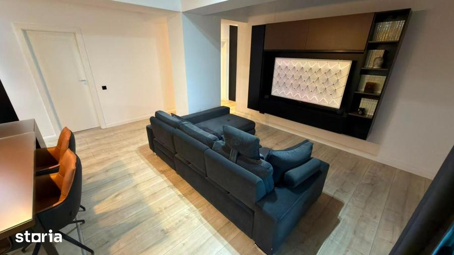 Apartament cu 3 camere în Sisești