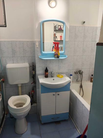 Apartament cu 2 camere semidecomandat în Rogerius