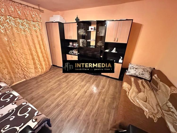 Garsonieră decomandată în Cetate