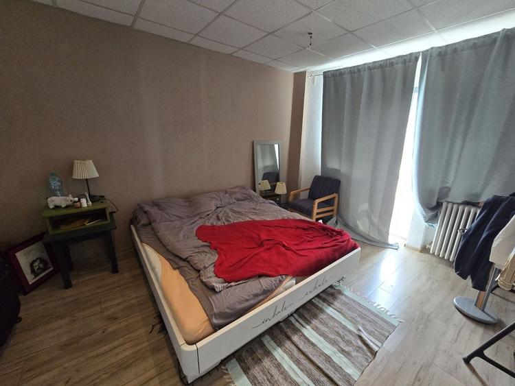 Apartament cu 2 camere semidecomandat, mobilat în Universitate