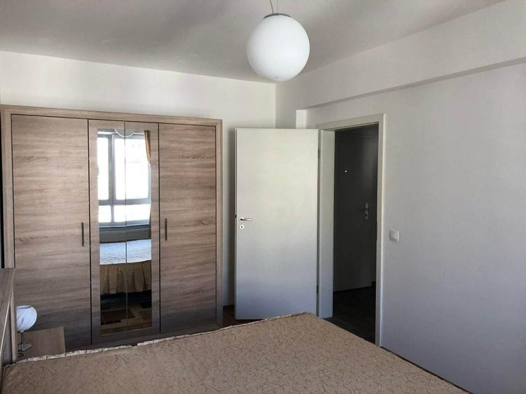 Apartament cu 2 camere decomandat în Avantgarden