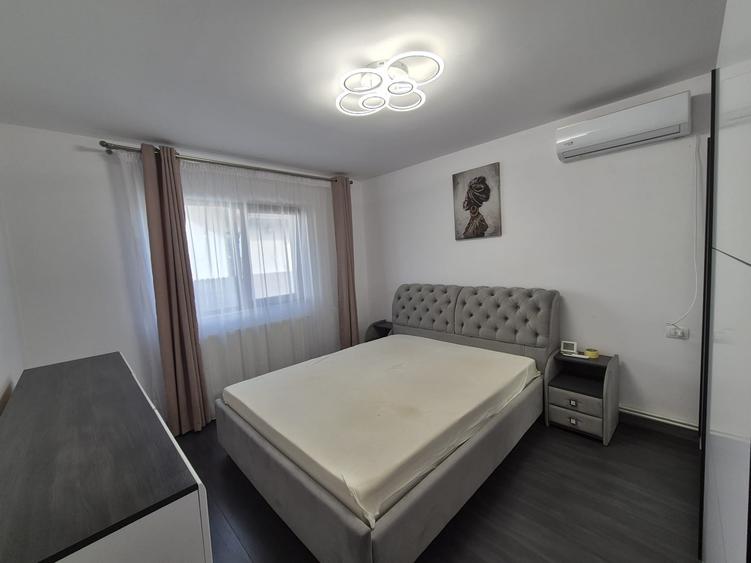 Casă individuală cu 3 camere cu Canalizare în Aeroport