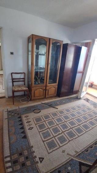 Apartament cu 2 camere nedecomandat în Central