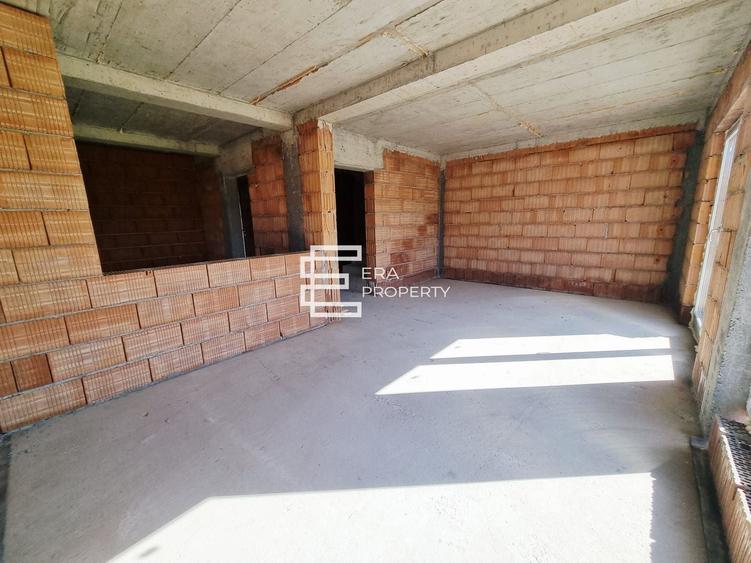 Casă individuală cu 5 camere cu Canalizare în Șura Mare