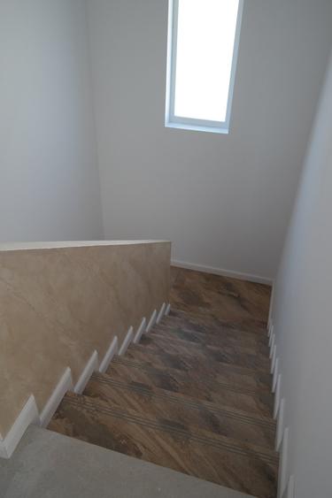 Casă individuală cu 4 camere cu Teren 515 Mp în Crevedia
