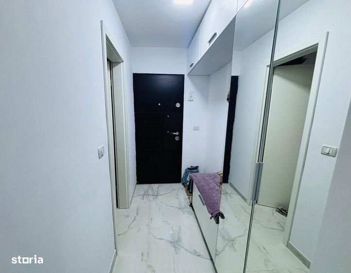 Apartament cu 2 camere semidecomandat, mobilat în Central