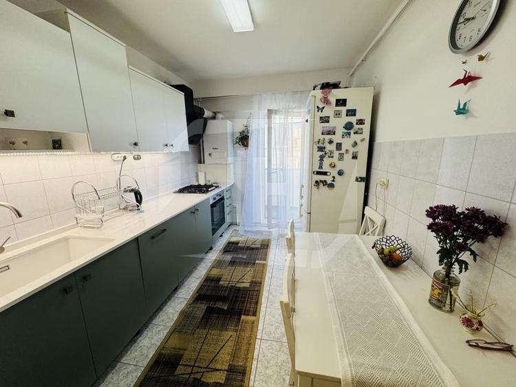 Apartament cu 4 camere decomandat, mobilat în Mărăști