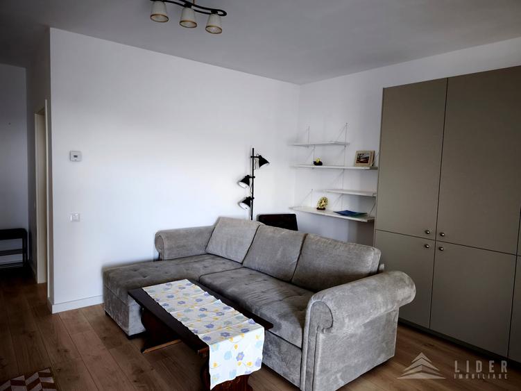 Apartament cu 2 camere semidecomandat, mobilat în Florești