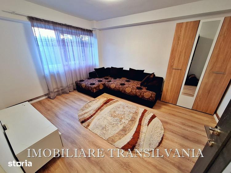 Garsonieră decomandată în Central