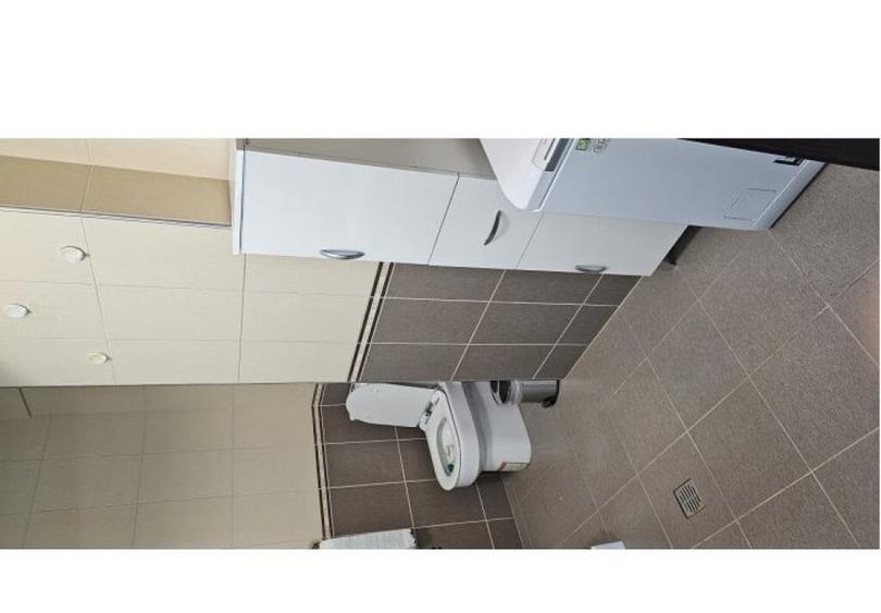 Apartament cu 3 camere semidecomandat în Nerva Traian
