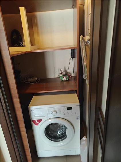 Apartament cu 3 camere în Torontalului
