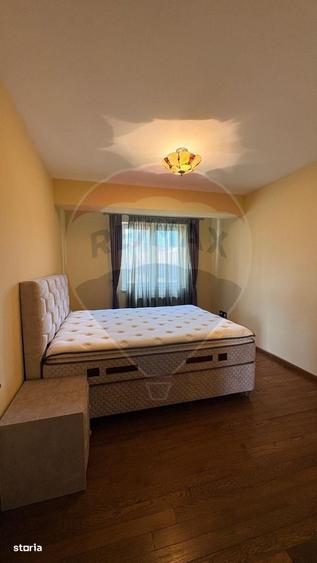Apartament cu 3 camere în Central