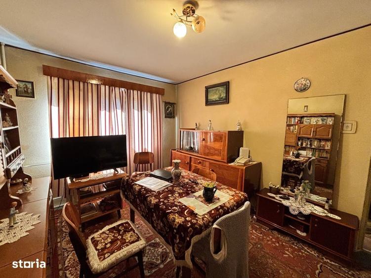Apartament cu 3 camere decomandat în Nord