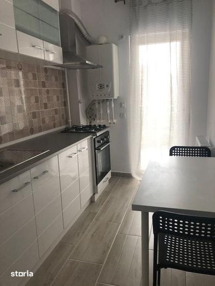 Garsonieră decomandată în Central