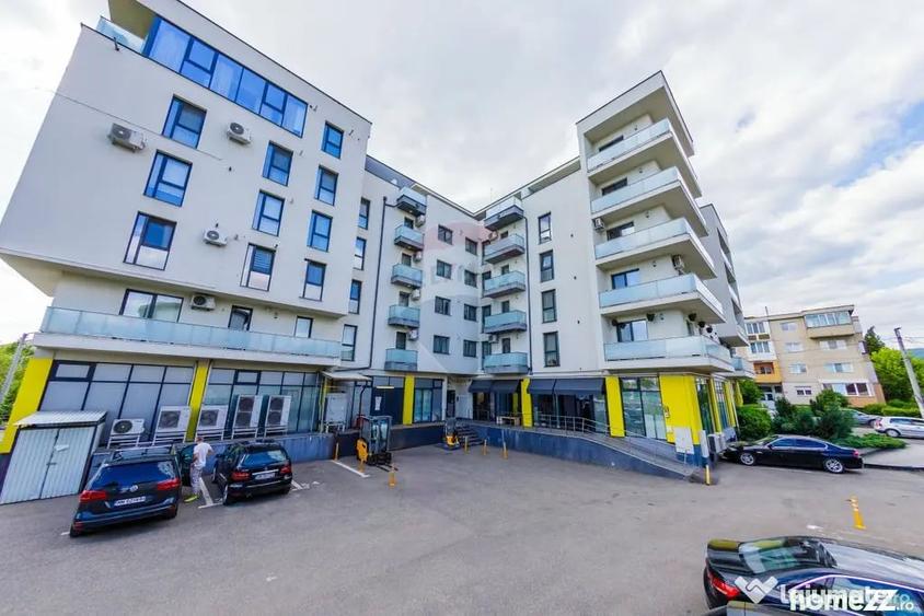 Apartament cu 4 camere nedecomandat în Central