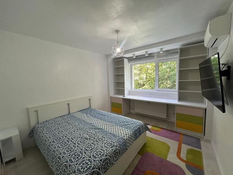 Apartament cu 2 camere decomandat în Drumul Taberei