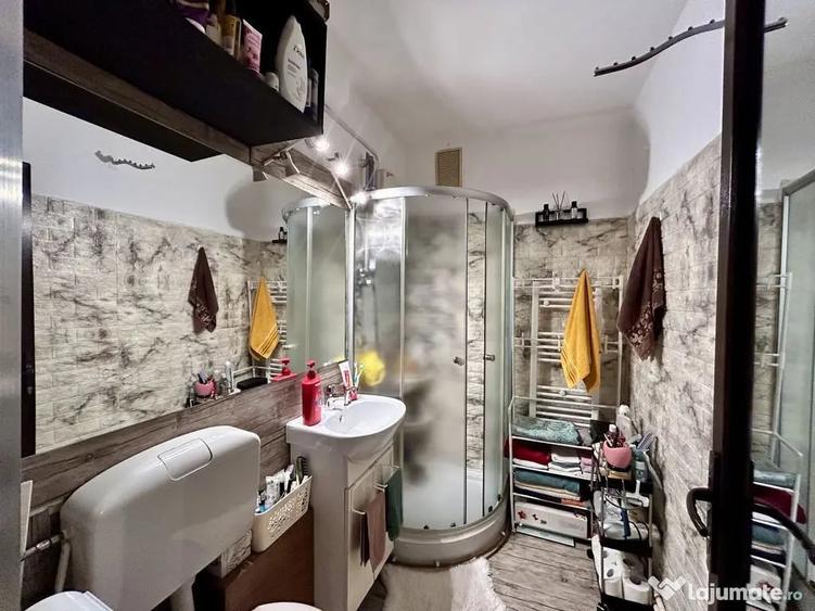 Apartament cu 2 camere semidecomandat în Cina