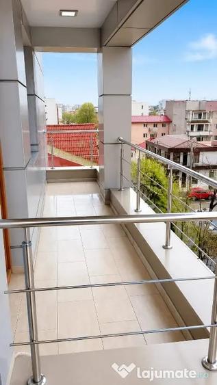 Inchiriez spa?iu birouri 50 mp IR Business Center Constan? - 14