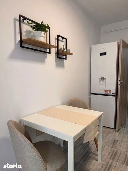 Apartament cu 2 camere decomandat, mobilat în Metalurgiei