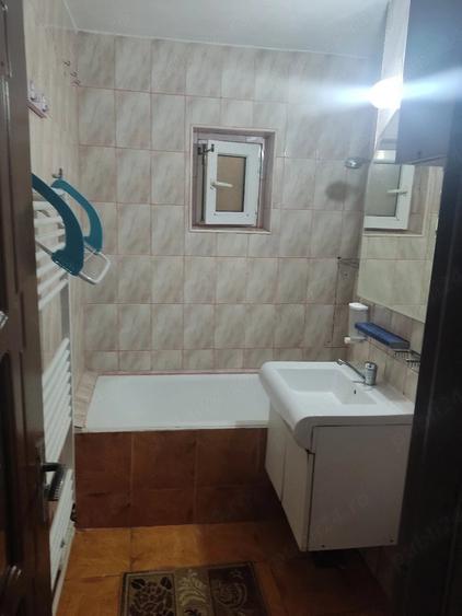 Apartament cu 2 camere decomandat în Micro 39