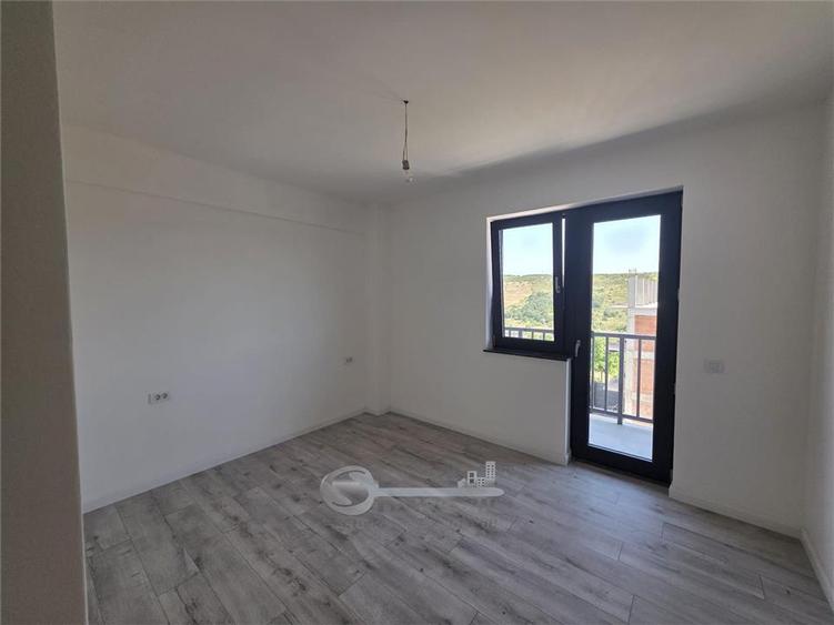 Apartament cu 2 camere decomandat în Păcurari