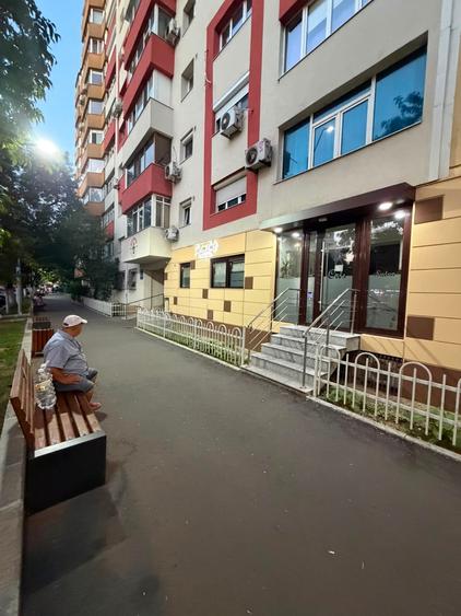 Apartament cu 2 camere decomandat în Rahova