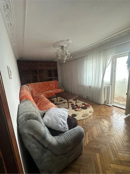 Apartament cu 3 camere decomandat în City Park Mall