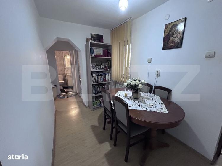Apartament cu 3 camere semidecomandat în Teilor