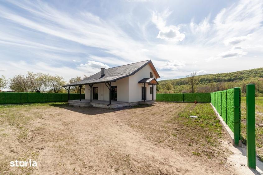 Casă cu 4 camere cu Teren 500 Mp în Drăganu