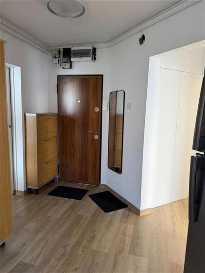 Apartament cu 2 camere decomandat în Griviței
