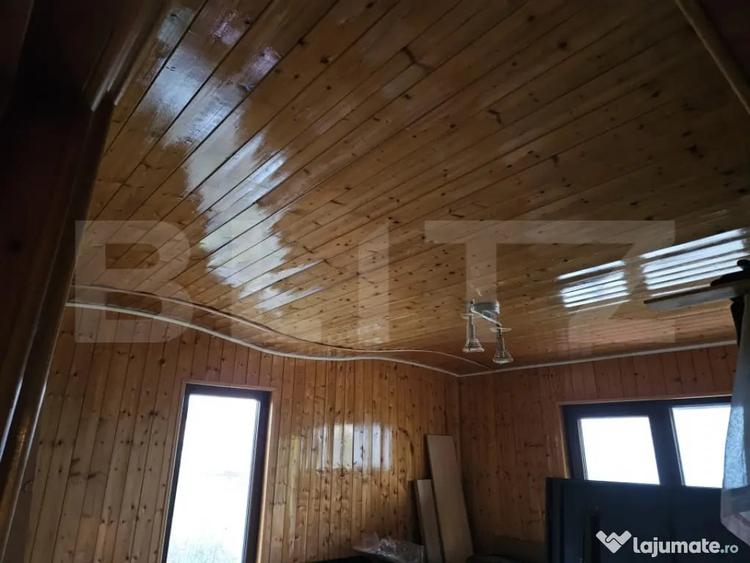Casă cu 5 camere cu Teren 535 Mp în Valea Adâncă