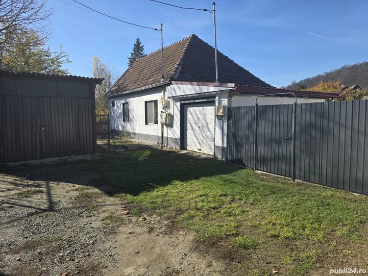 Casă cu 2 camere cu Teren 609 Mp în Central