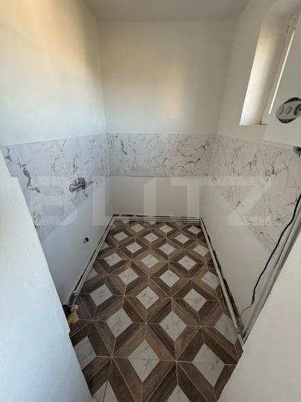 Apartament cu 3 camere semidecomandat în Central