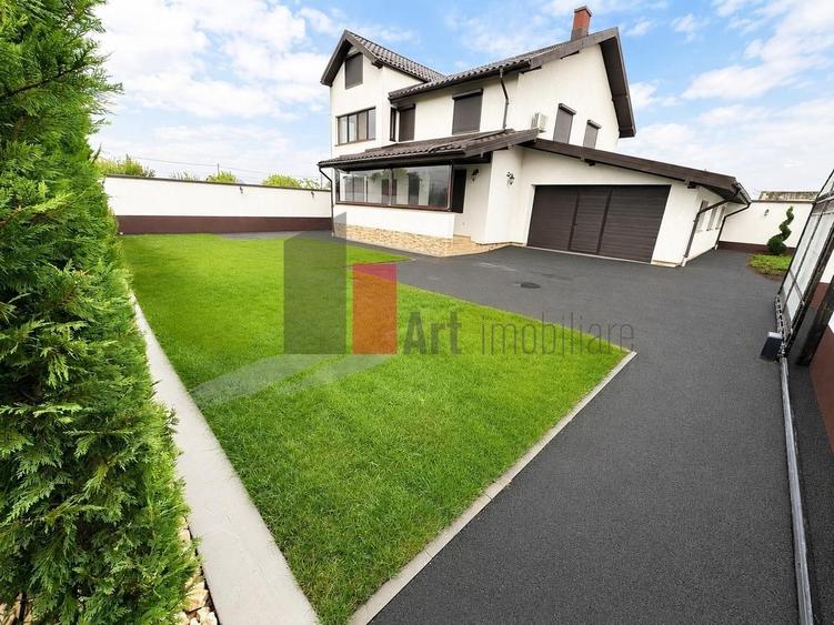 Casă cu 5 camere în Copăceni