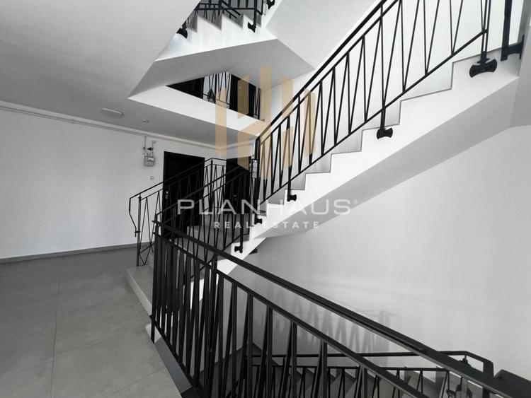 Apartament cu 3 camere decomandat în Valea Borcutului
