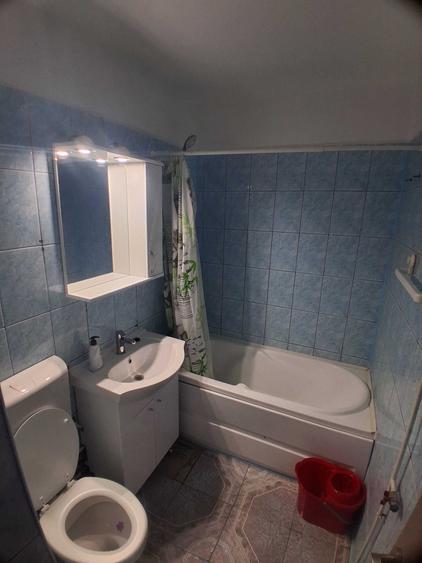 Apartament cu 2 camere semidecomandat în Brâncoveanu