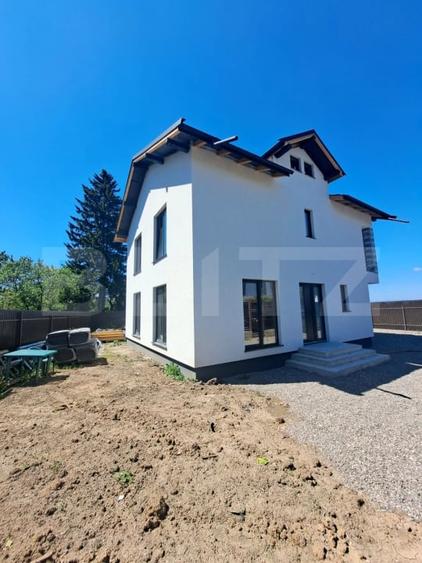 Casă individuală cu 5 camere cu Teren 450 Mp în Electroprecizia