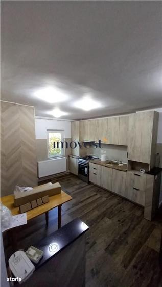 Apartament cu 3 camere în Micro 16