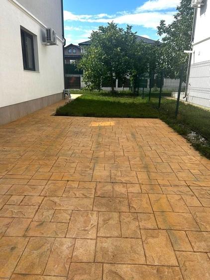 Casă individuală cu 5 camere cu Canalizare în Corbeanca