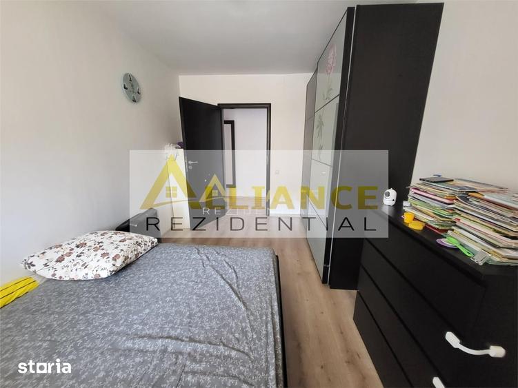 Apartament cu 3 camere decomandat în Progresul