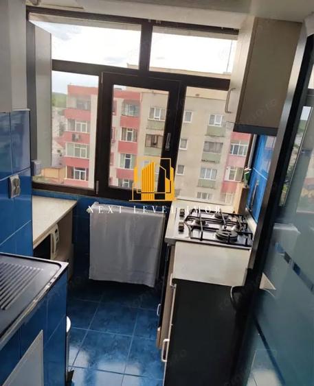 Apartament cu 3 camere decomandat în Găvana