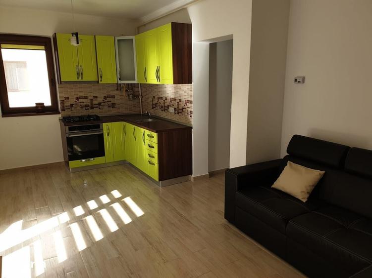 Apartament cu 3 camere în Gușterița