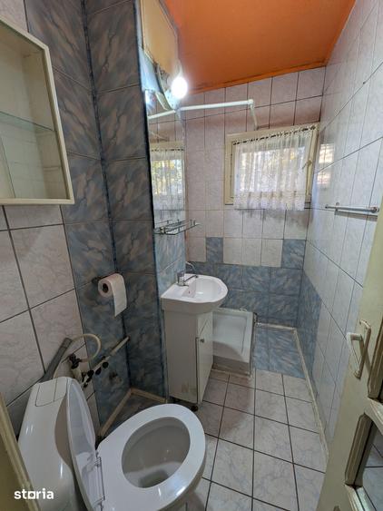 Apartament cu 3 camere în Calea București