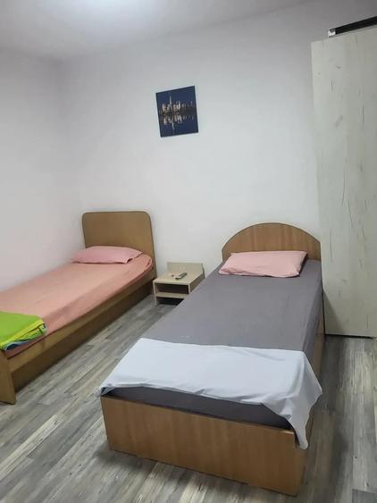 Casă cu 4 camere cu Teren 230 Mp în Central