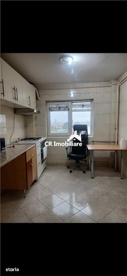 Apartament cu 4 camere decomandat în Eminescu