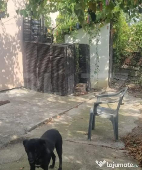 Casă cu 2 camere cu Teren 322 Mp în Central
