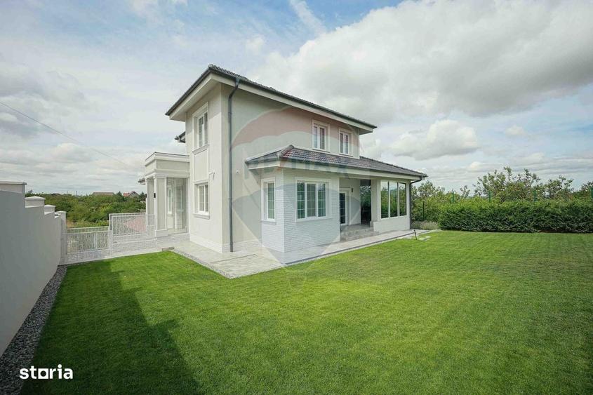 Casă cu 4 camere în Dealuri Oradea