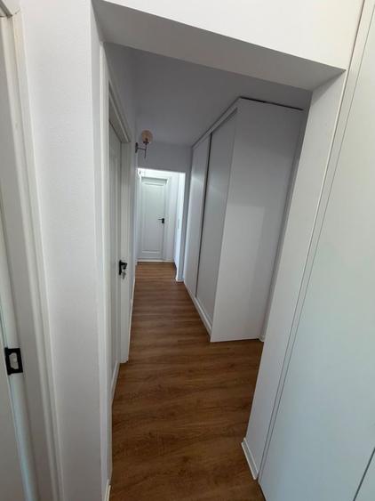 Ultracentral zona Marinex - 4 camere decomandat, etaj III din IV - 7