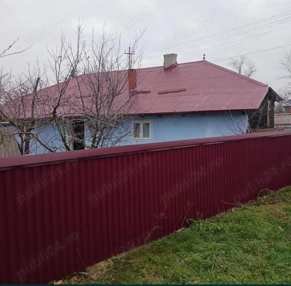 Casă cu Teren 1000 Mp în Central